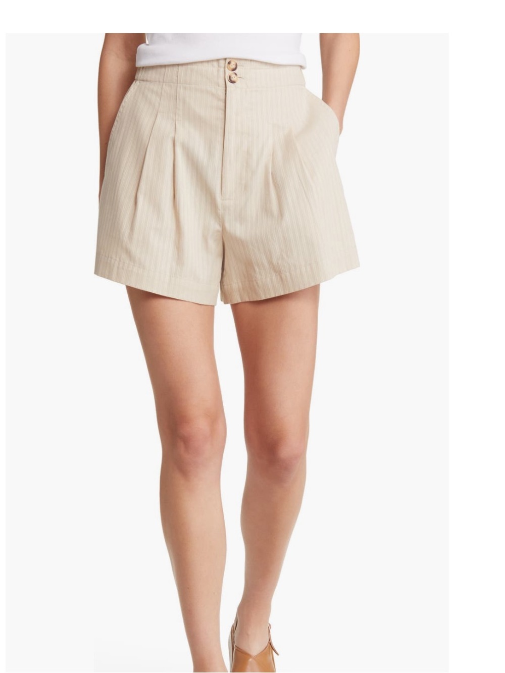 🤍Treasure & bond🤍 High rise short, woman size L